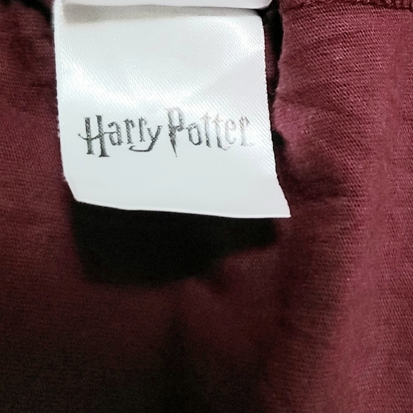 Harry Potter Hogwarts Alumni Girls T-Shirt - Picture 6 of 7